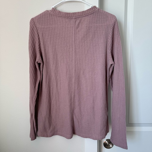 Sanctuary Light Pink Waffle Knit Long Sleeve V-Neck Top Size Medium Casual - Picture 6 of 10